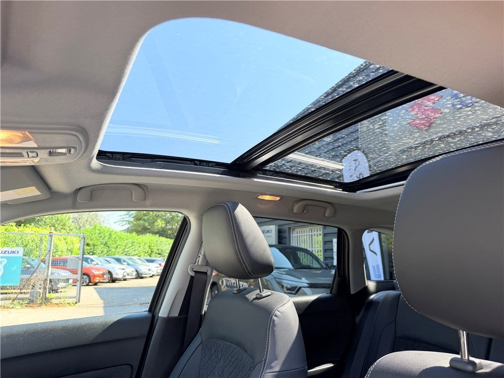 Suzuki Vitara - Photo 16
