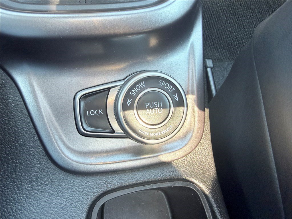 Suzuki Vitara - Photo 18