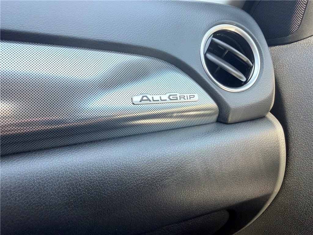 Suzuki Vitara - Photo 19