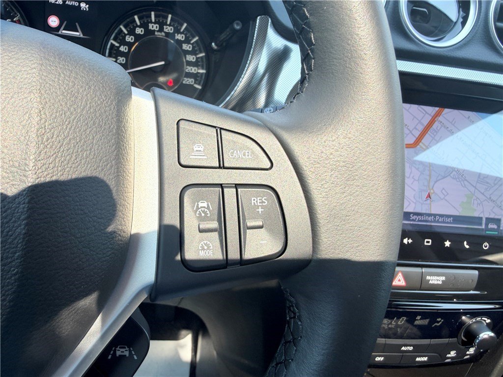 Suzuki Vitara - Photo 23