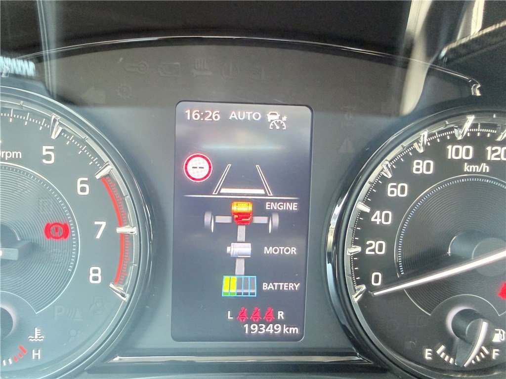 Suzuki Vitara - Photo 26