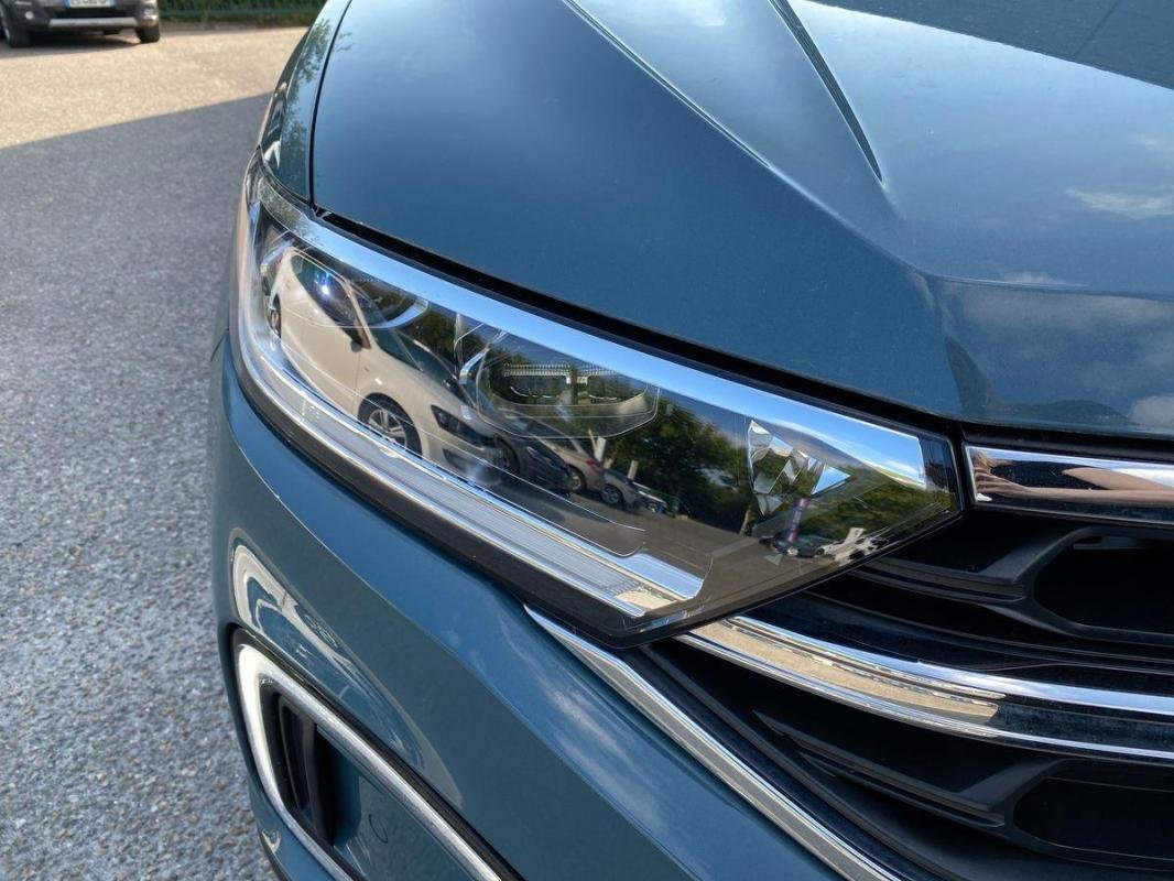 Volkswagen T-Roc - Photo 26