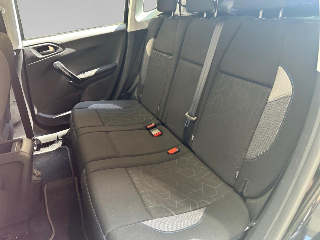 Peugeot 2008 - Photo 17