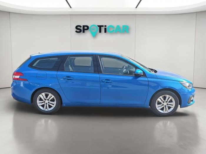 Peugeot 308 SW - Photo 2