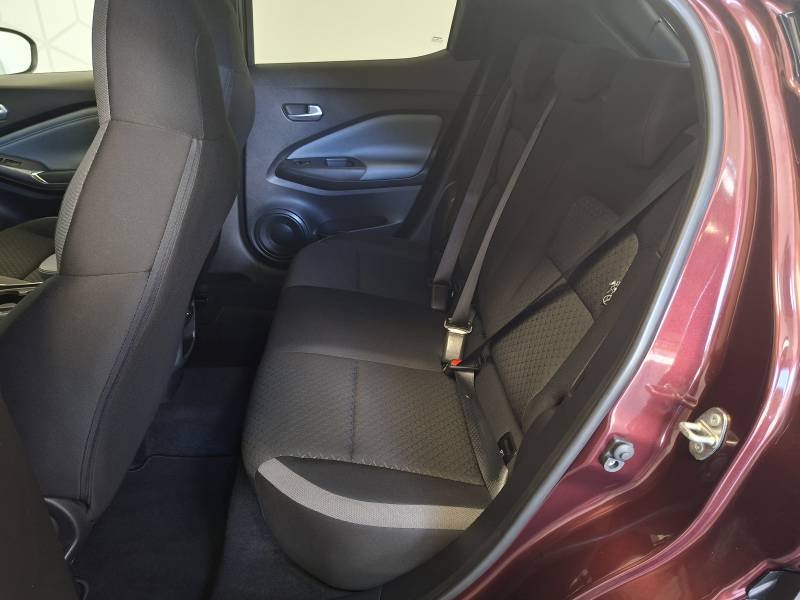 Nissan Juke - Photo 25