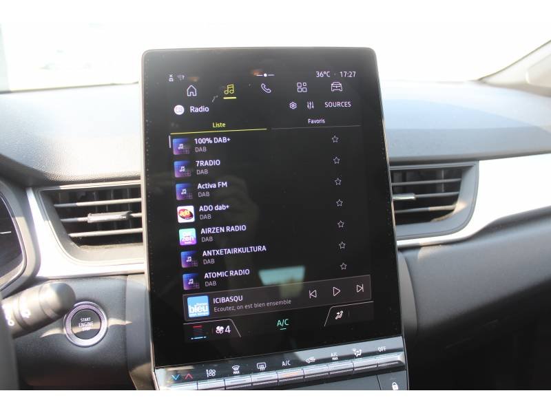 Renault Captur - Photo 10