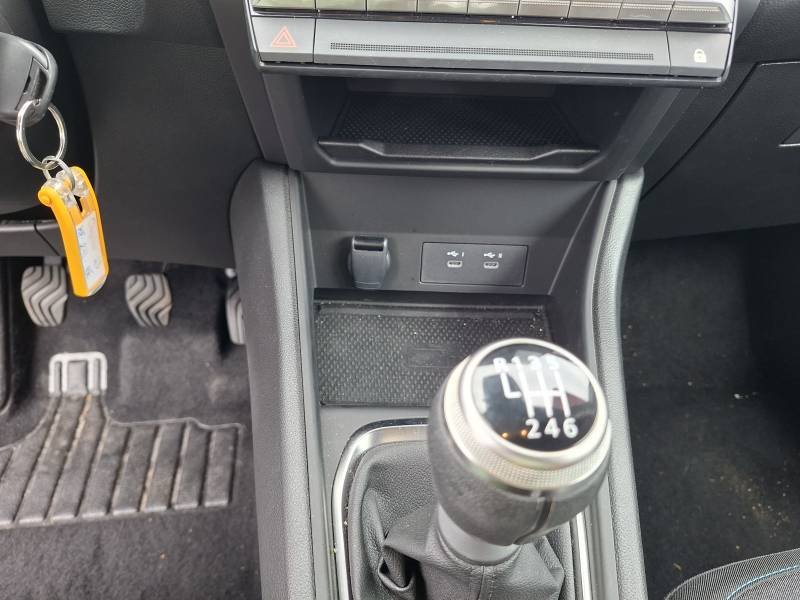 Renault Captur - Photo 15