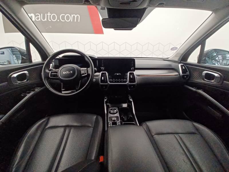 Kia Sorento - Photo 12