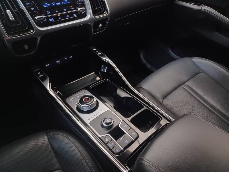 Kia Sorento - Photo 29