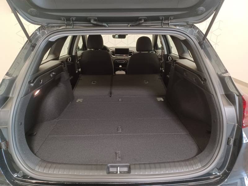 Kia CEED - Photo 17