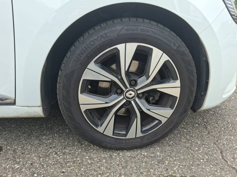 Renault Clio - Photo 13