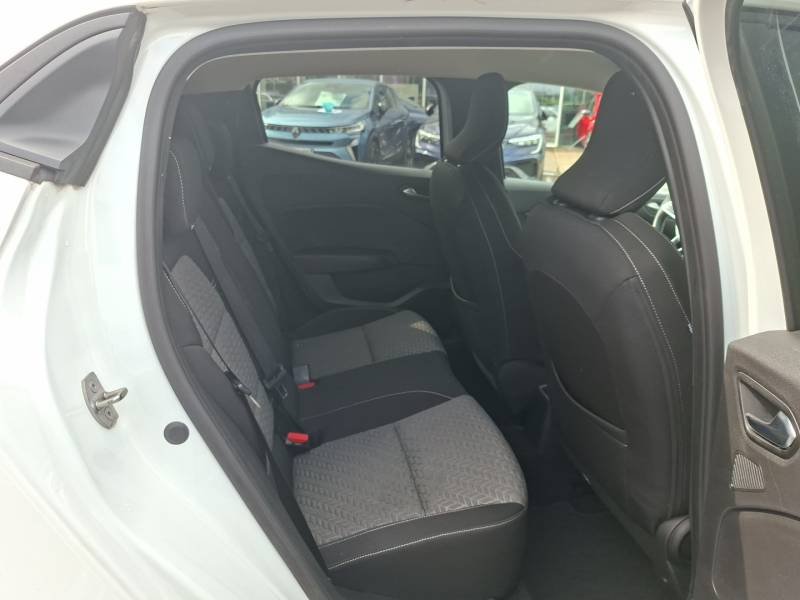 Renault Clio - Photo 15