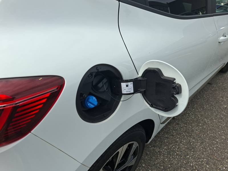Renault Clio - Photo 17
