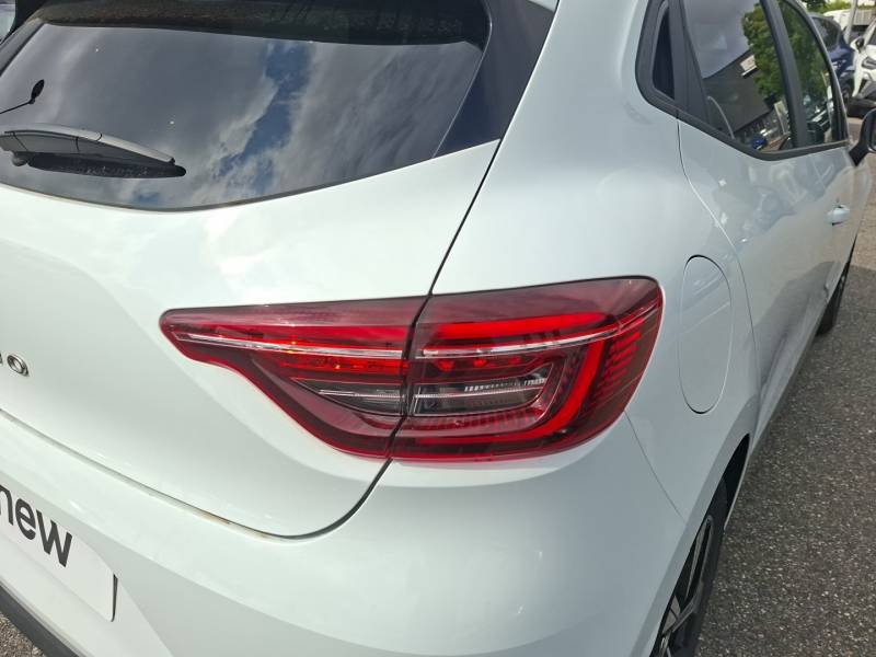 Renault Clio - Photo 18