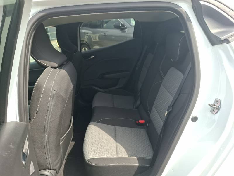 Renault Clio - Photo 22