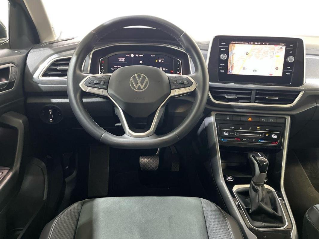 Volkswagen T-Roc - Photo 24