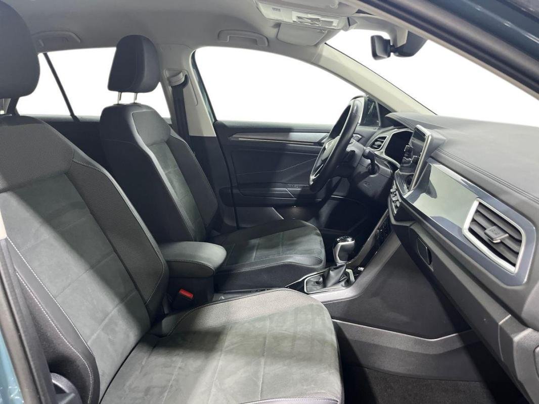 Volkswagen T-Roc - Photo 13