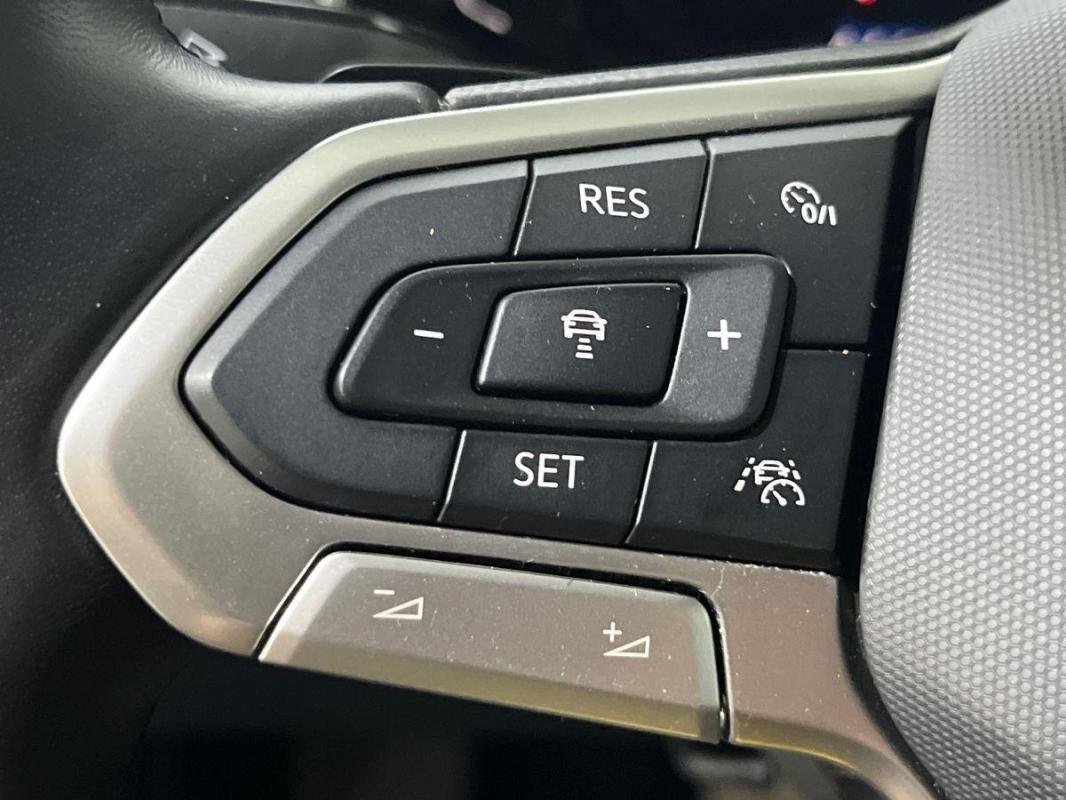 Volkswagen T-Roc - Photo 21
