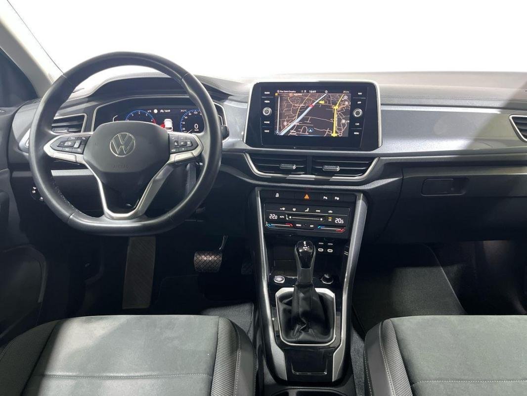 Volkswagen T-Roc - Photo 8