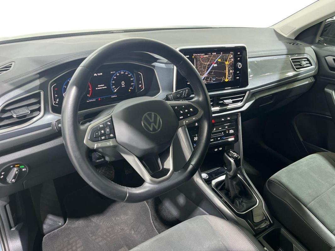 Volkswagen T-Roc - Photo 9