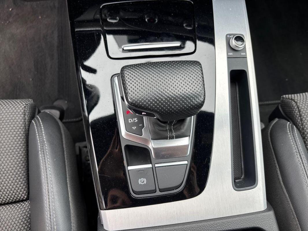 Audi Q5 - Photo 12