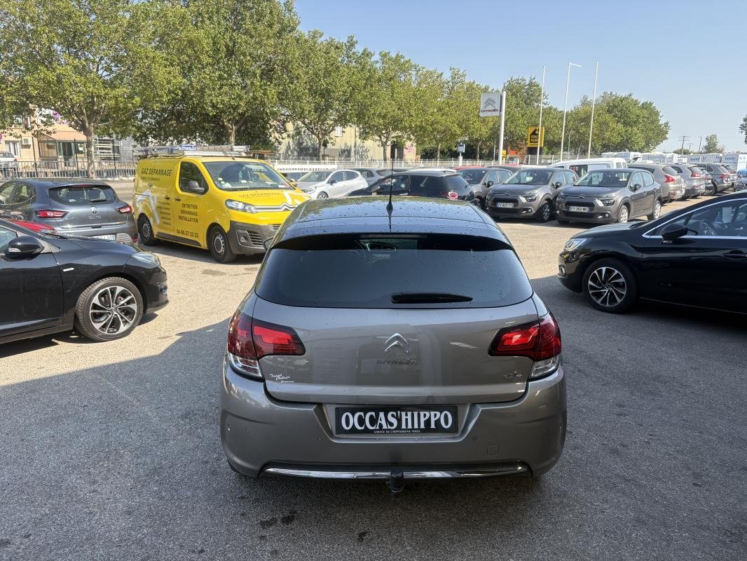 Citroën C4 - Photo 2