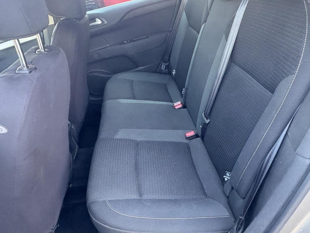 Citroën C4 - Photo 8