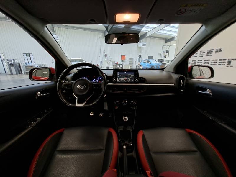 Kia Picanto - Photo 13