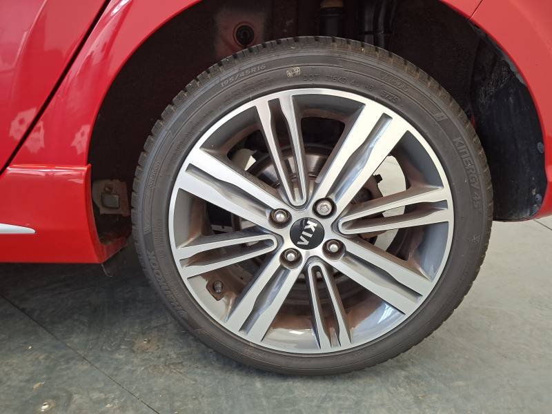 Kia Picanto - Photo 25