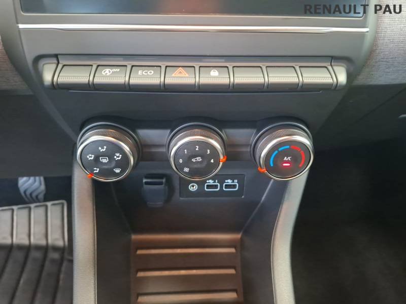Renault Clio - Photo 25