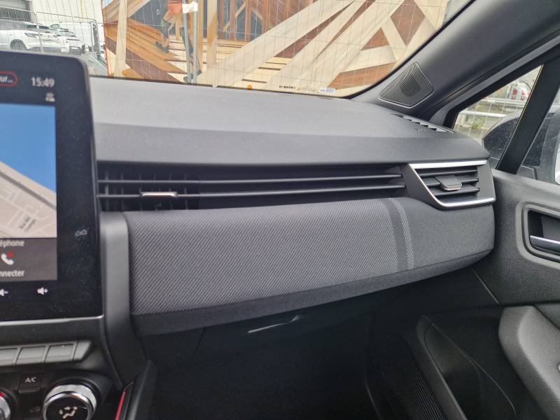 Renault Clio - Photo 17