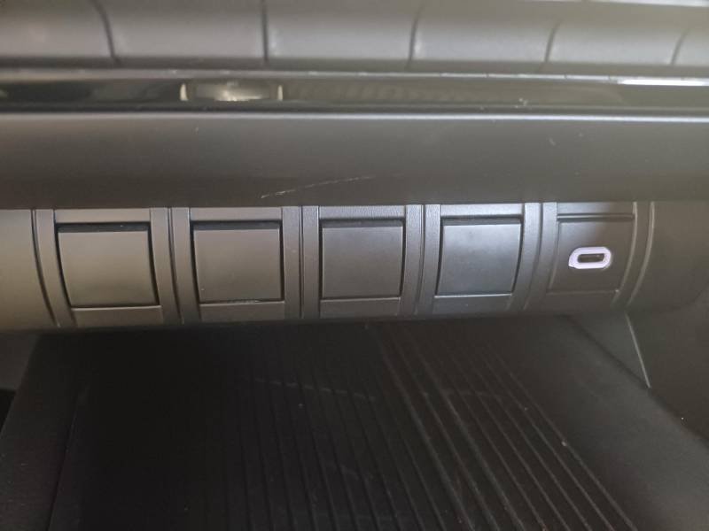 Toyota C-HR - Photo 25