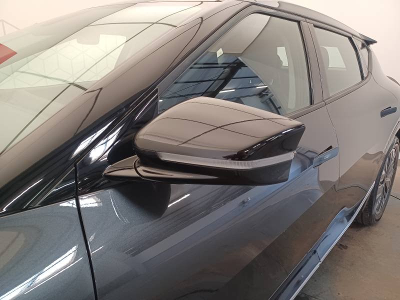 Kia EV6 - Photo 34