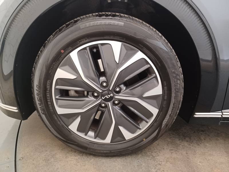 Kia EV6 - Photo 6
