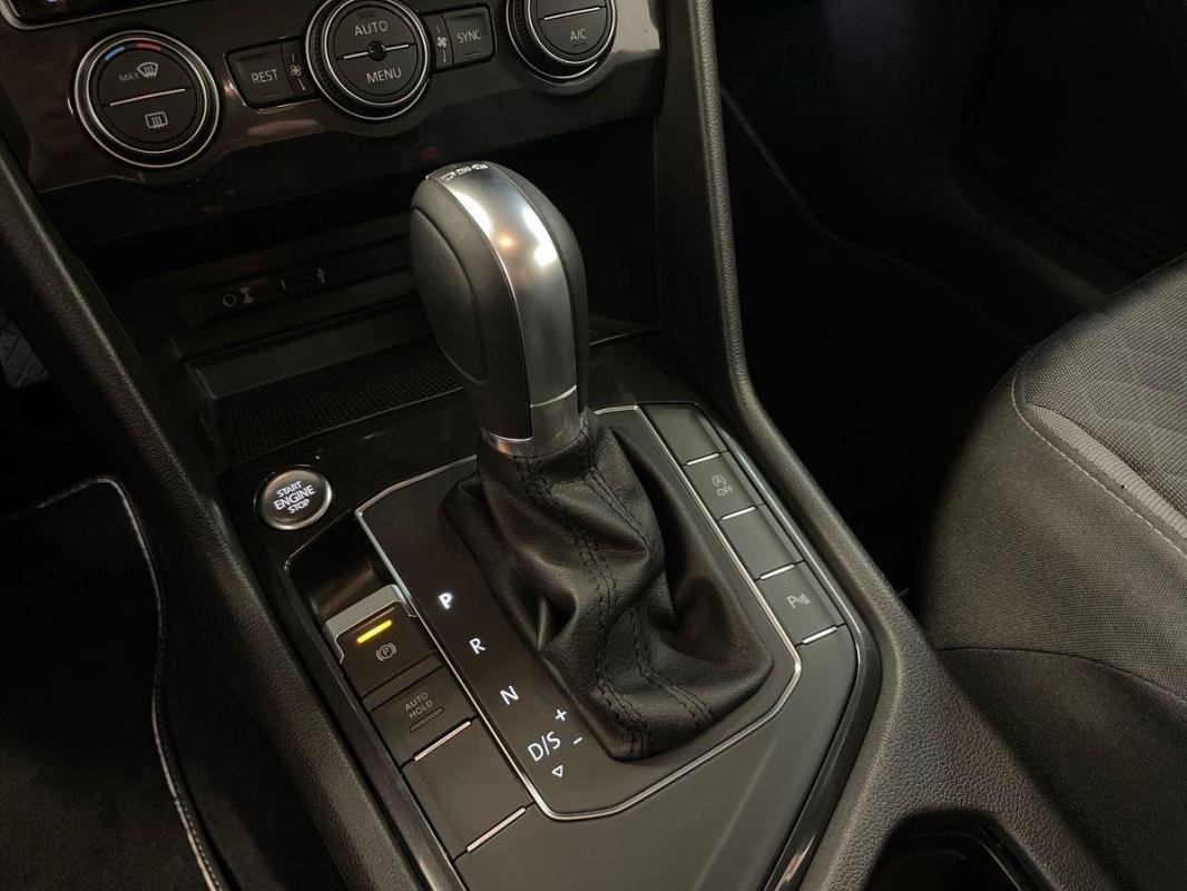 Volkswagen Tiguan - Photo 11