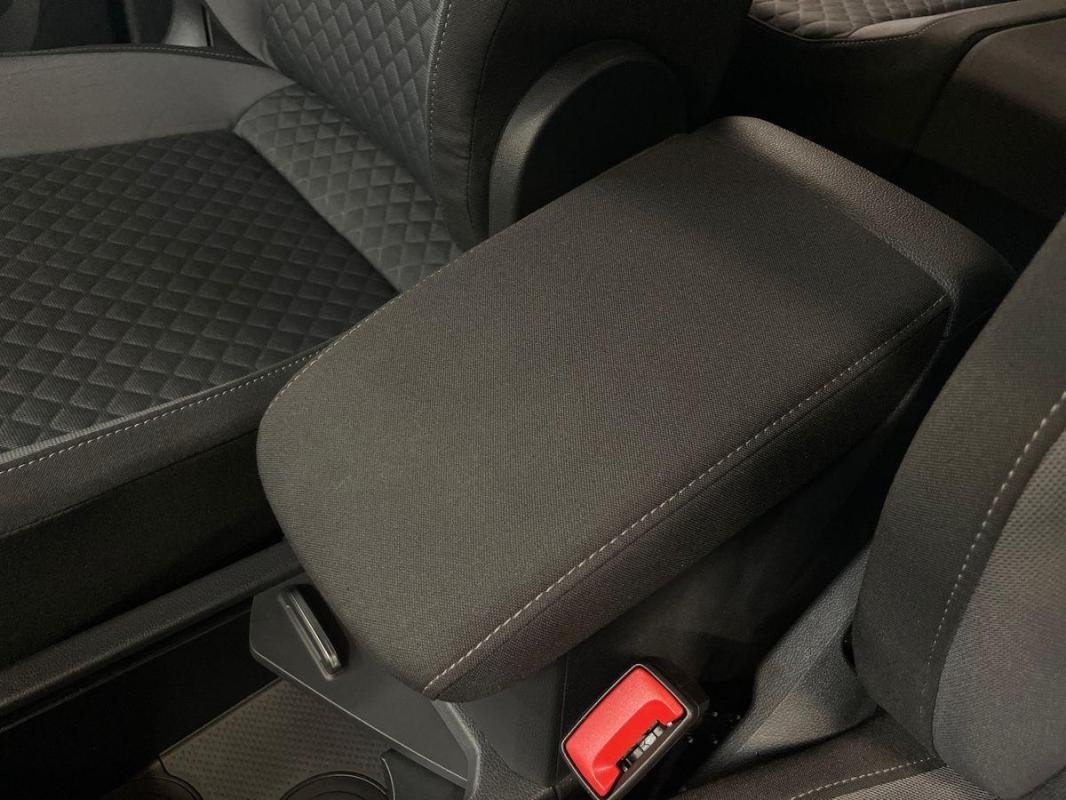 Volkswagen Tiguan - Photo 12