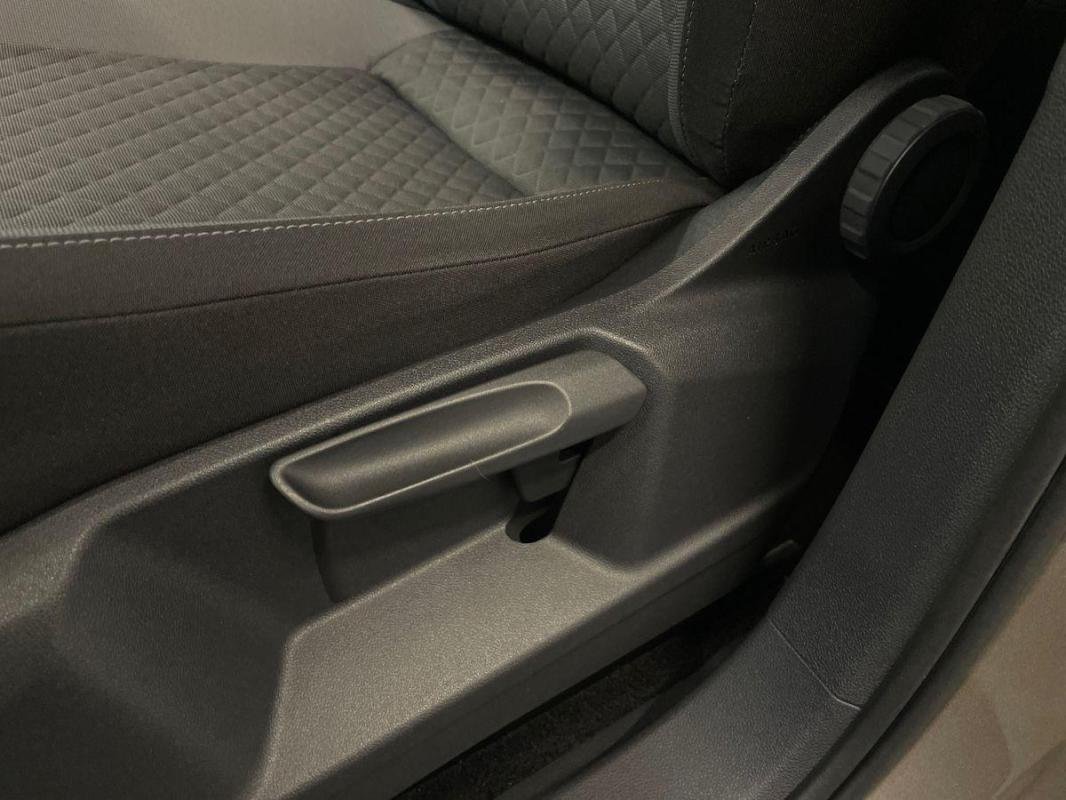 Volkswagen Tiguan - Photo 14