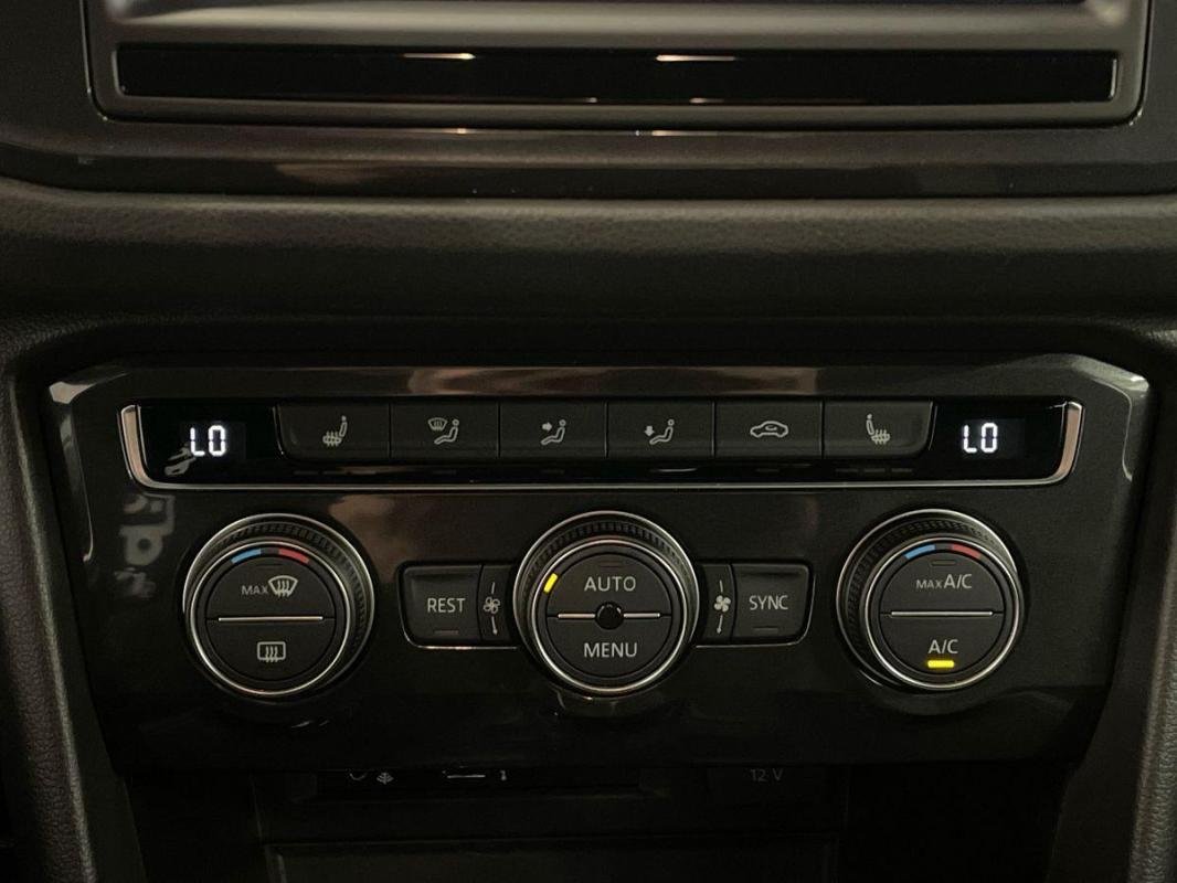 Volkswagen Tiguan - Photo 19