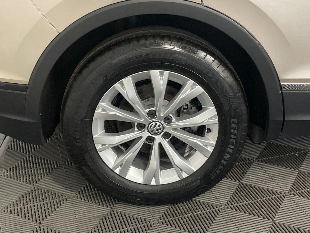 Volkswagen Tiguan - Photo 28