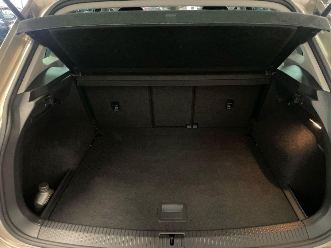 Volkswagen Tiguan - Photo 31