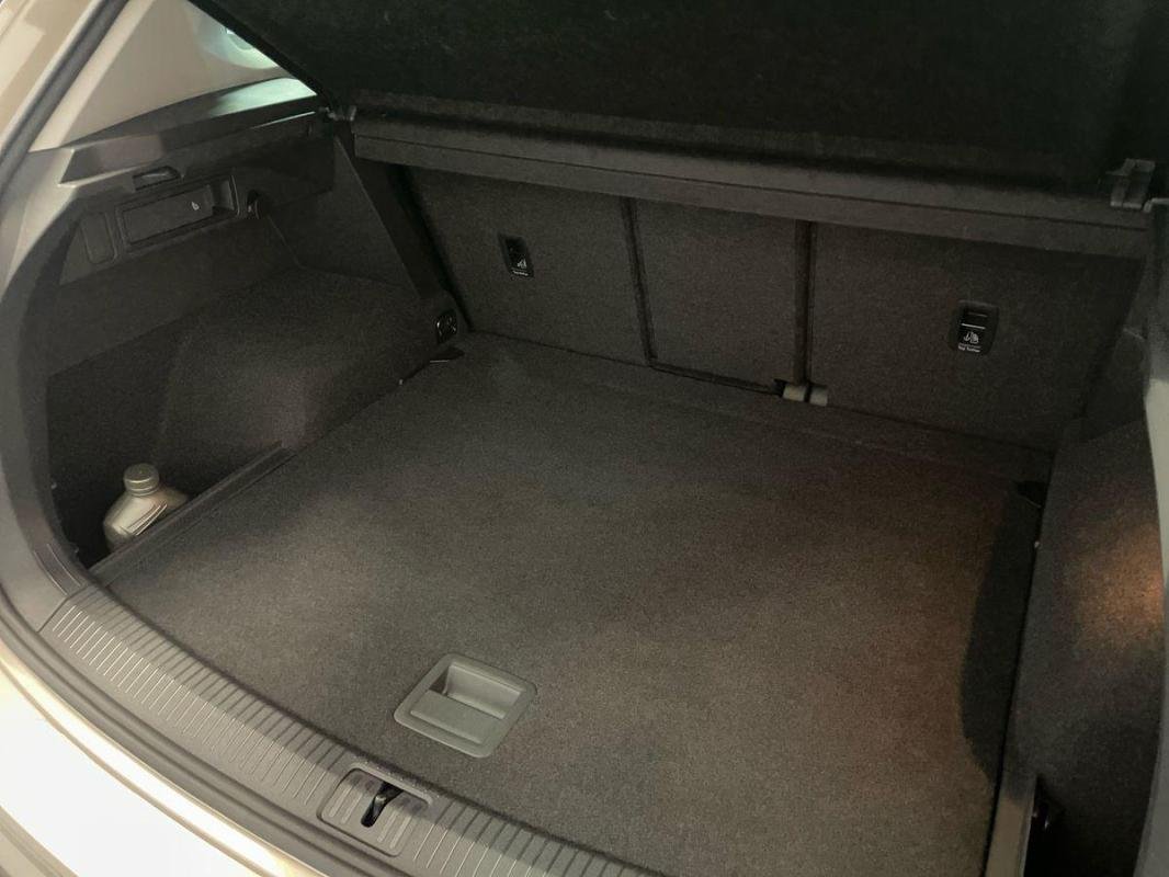 Volkswagen Tiguan - Photo 32