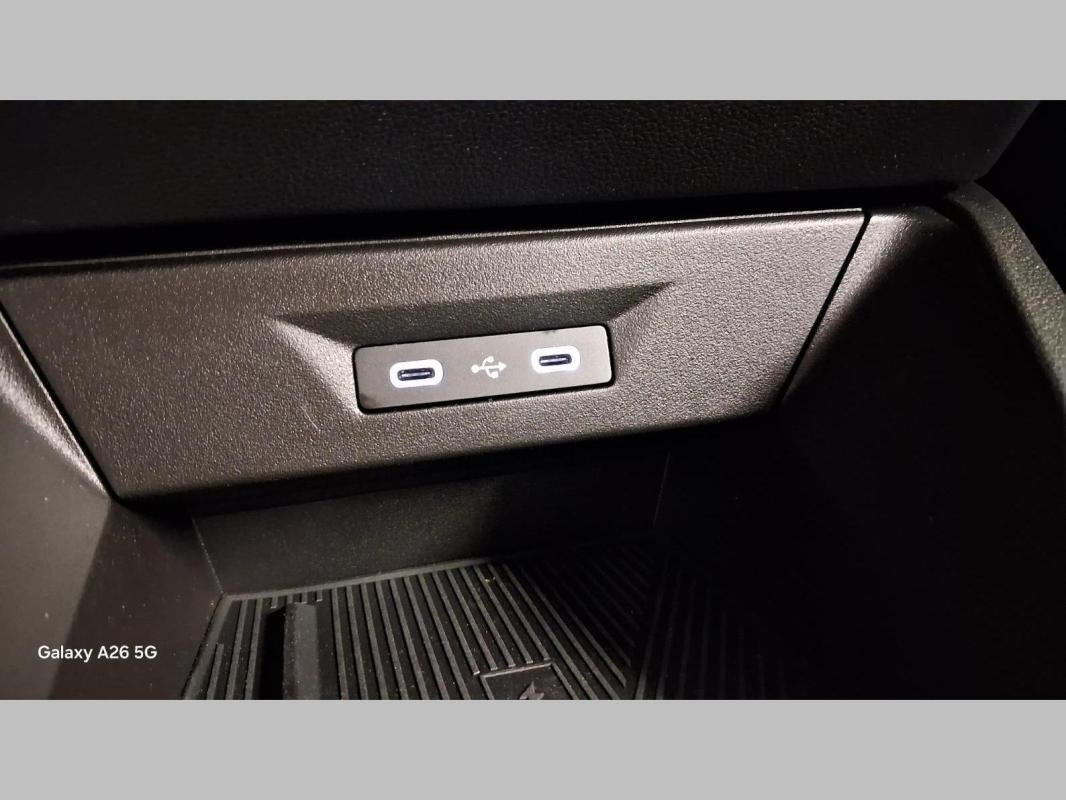 Renault Clio - Photo 18