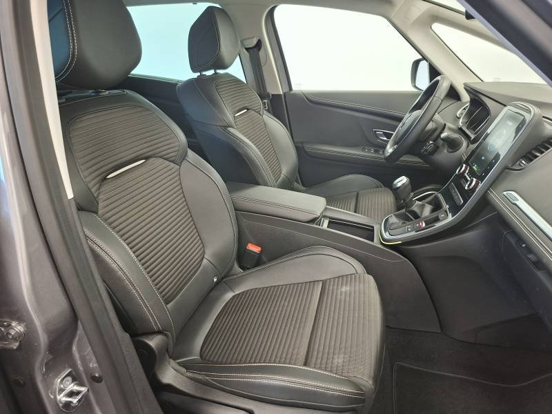 Renault Grand Scénic - Photo 9