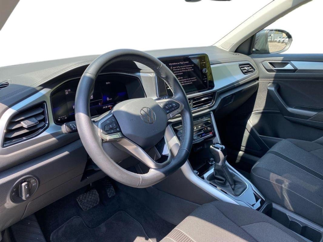 Volkswagen T-Roc - Photo 9