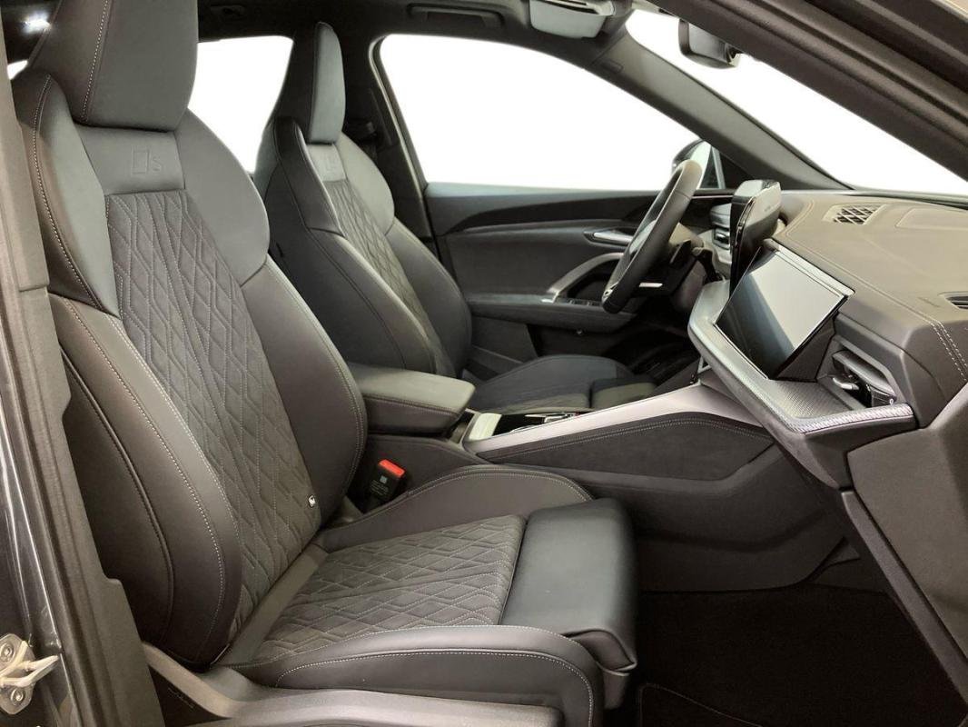 Audi Q5 - Photo 13
