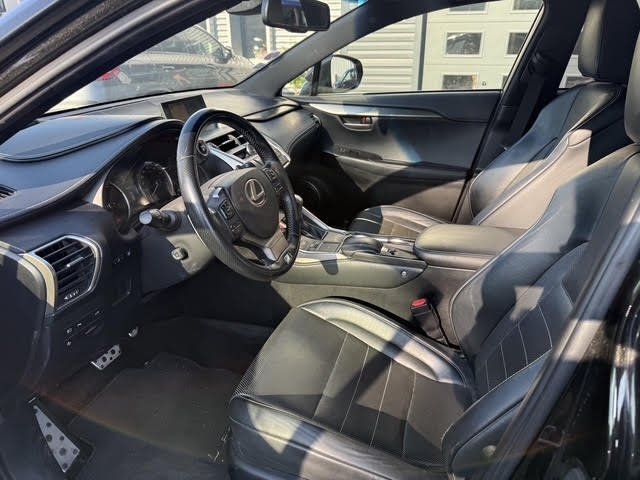 Lexus NX - Photo 16