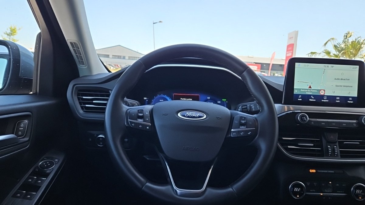 Ford Kuga - Photo 16
