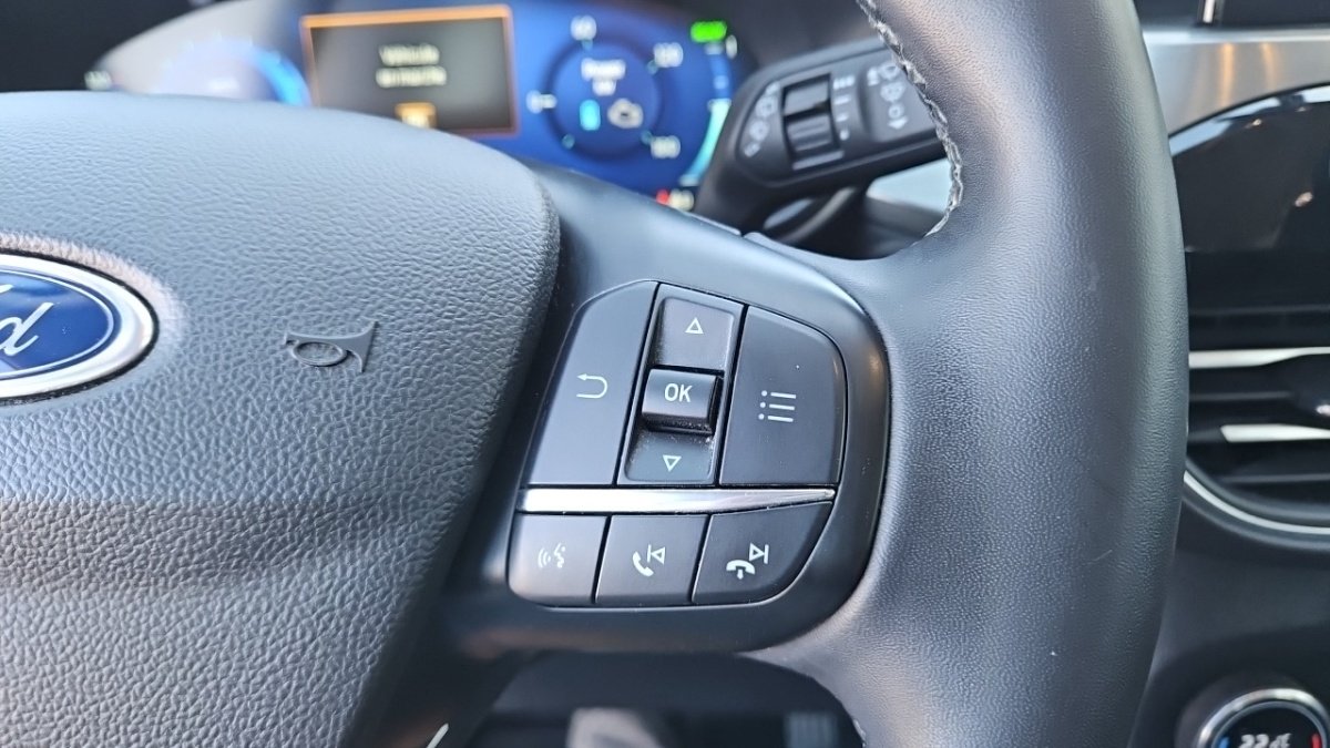 Ford Kuga - Photo 21