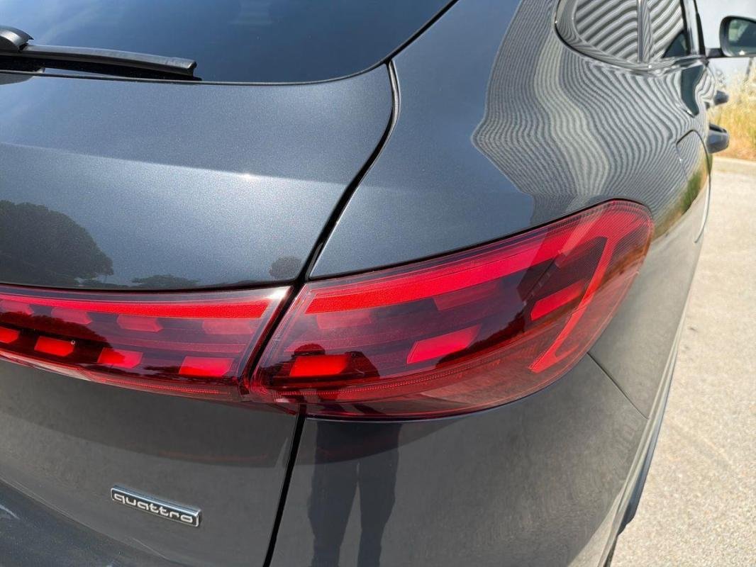 Audi Q5 - Photo 11