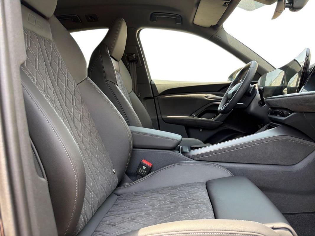 Audi Q5 - Photo 22